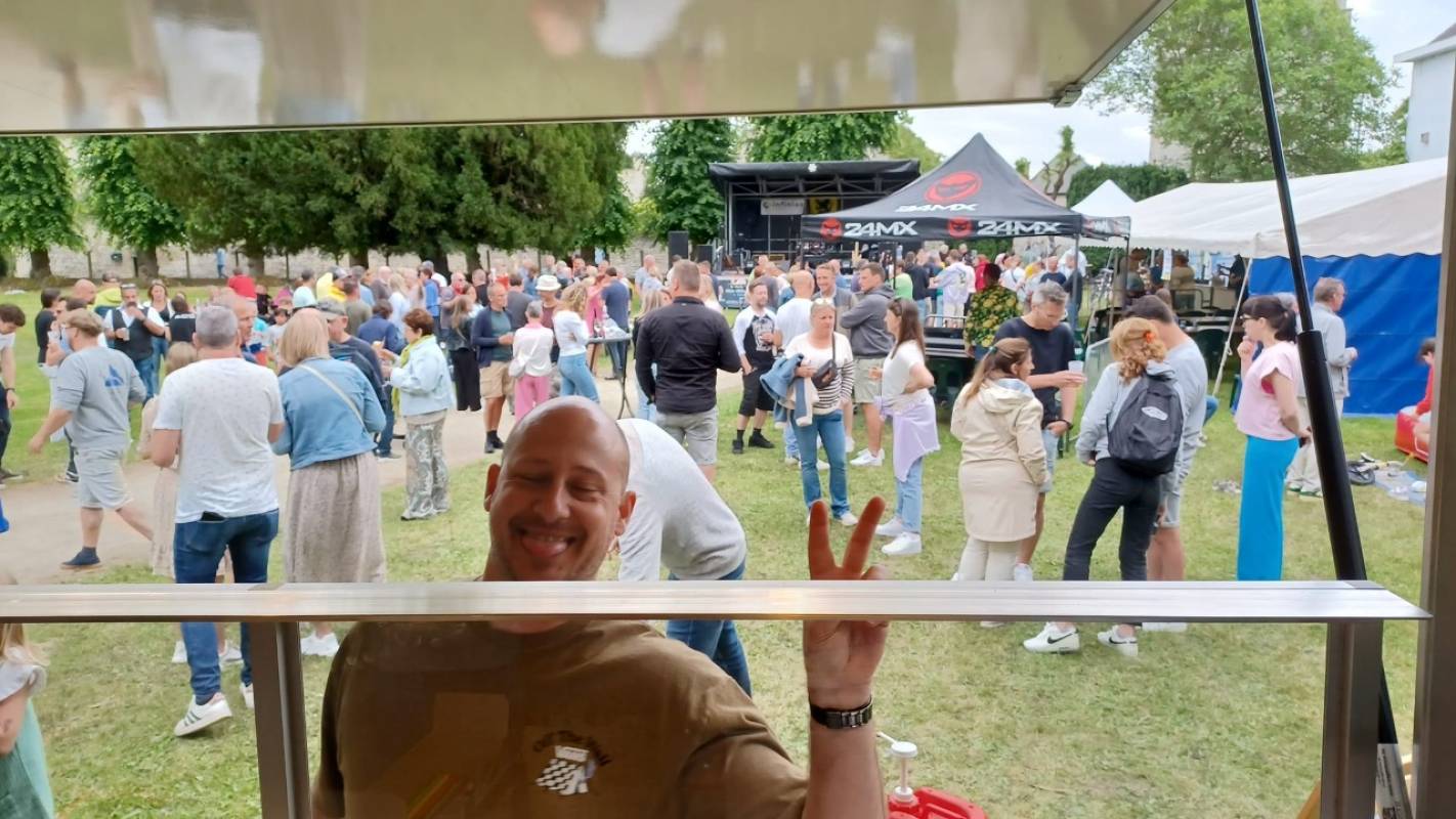 Editie 2024  16 - Reuze Rommelmarkt met Boeken-, Vinyl- en CD‑Beurs in Humelgem 